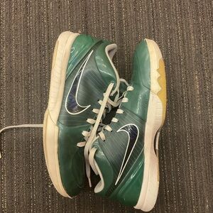 Undefeated Kobe 4